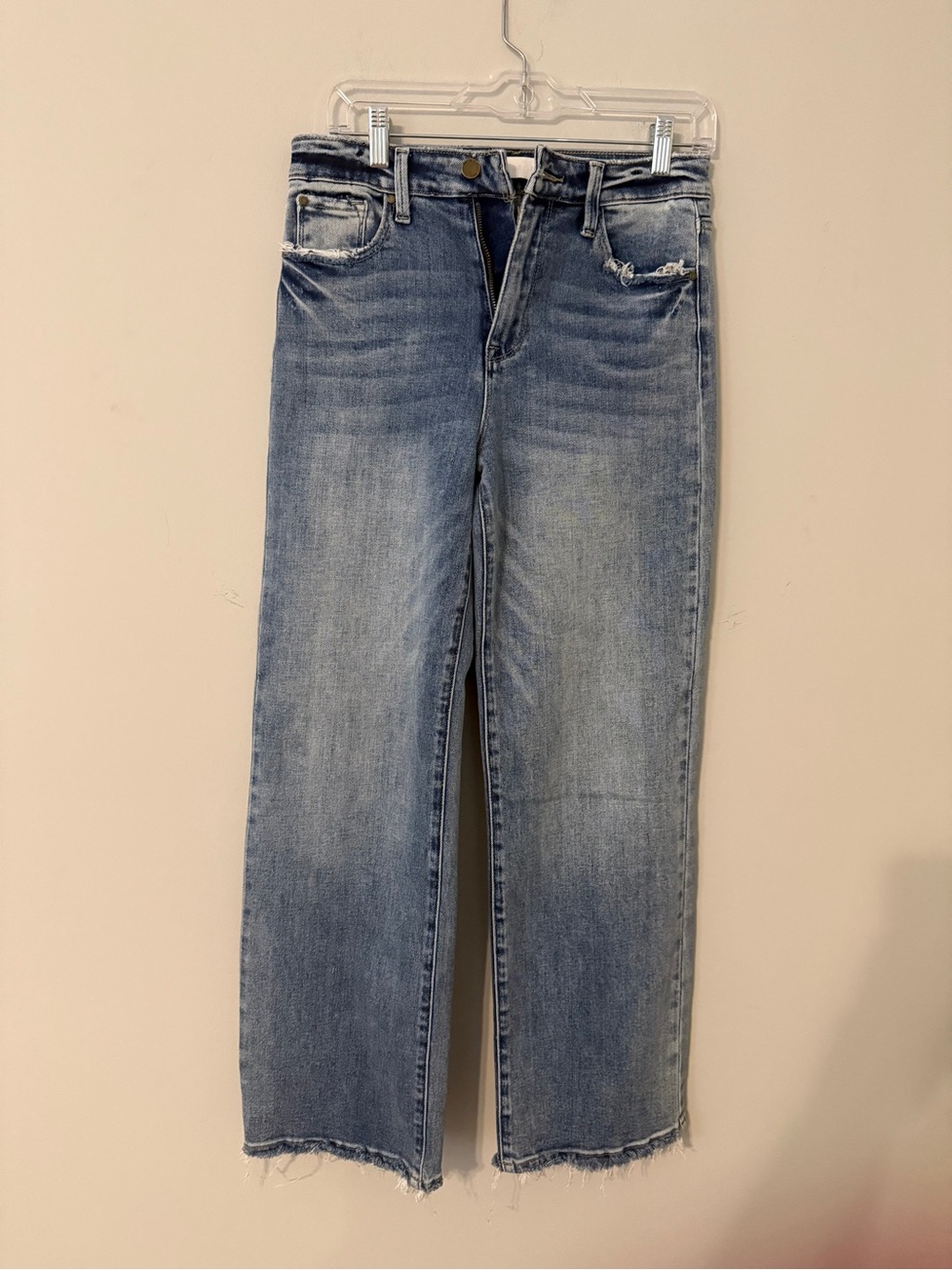 NWOT - Women's High-Rise wide  Leg Jeans - Light Wash Blue